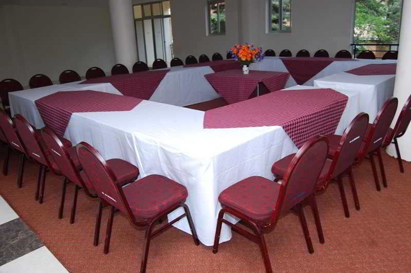 Grand Global Hotel Kampala Luaran gambar