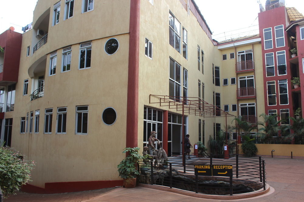 Grand Global Hotel Kampala Luaran gambar