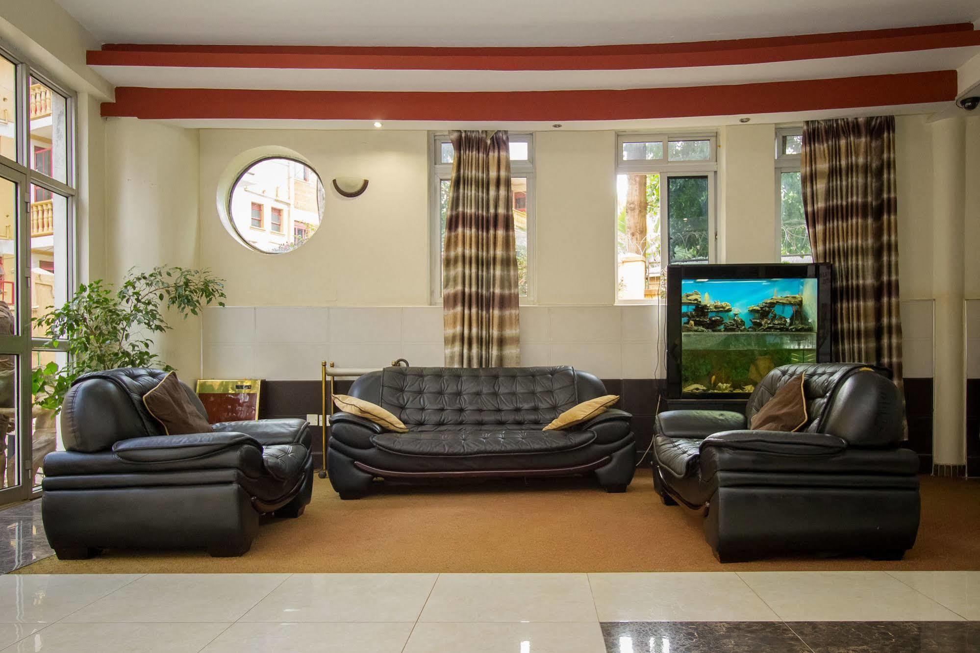 Grand Global Hotel Kampala Luaran gambar
