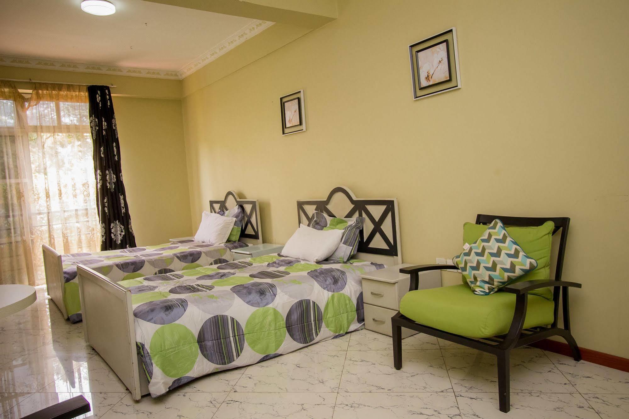 Grand Global Hotel Kampala Luaran gambar