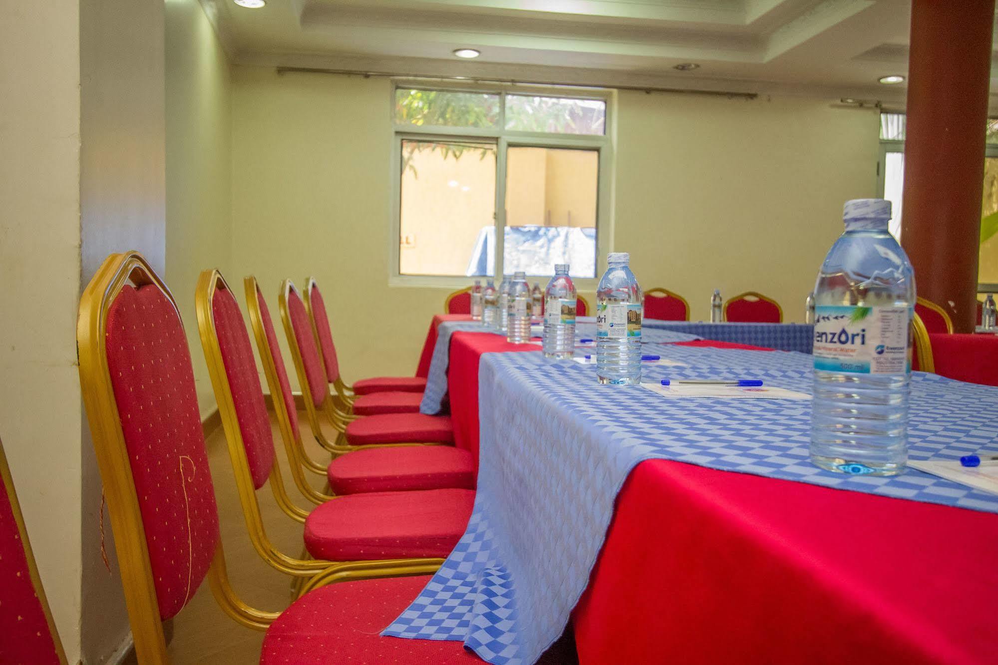 Grand Global Hotel Kampala Luaran gambar