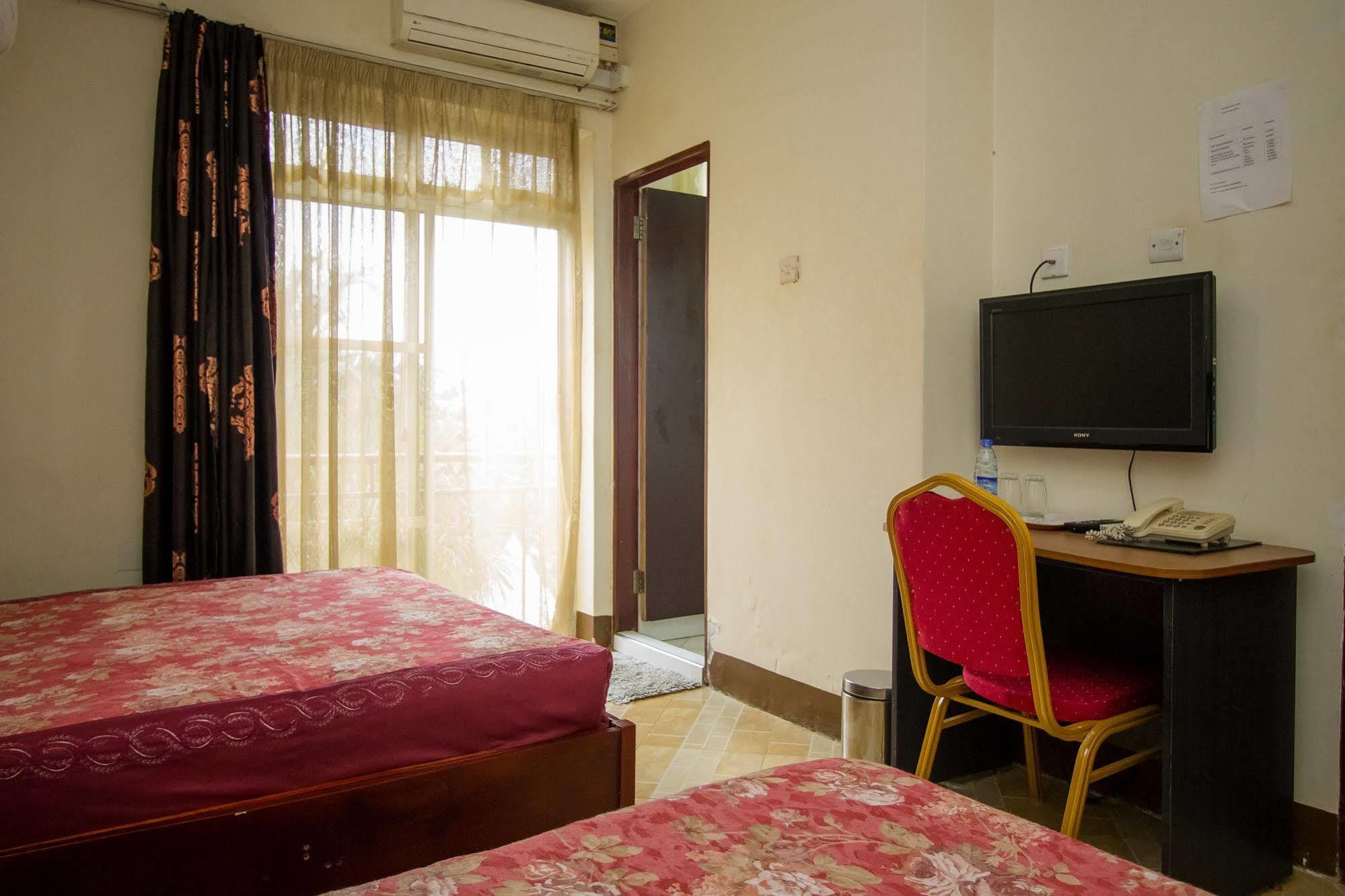Grand Global Hotel Kampala Luaran gambar