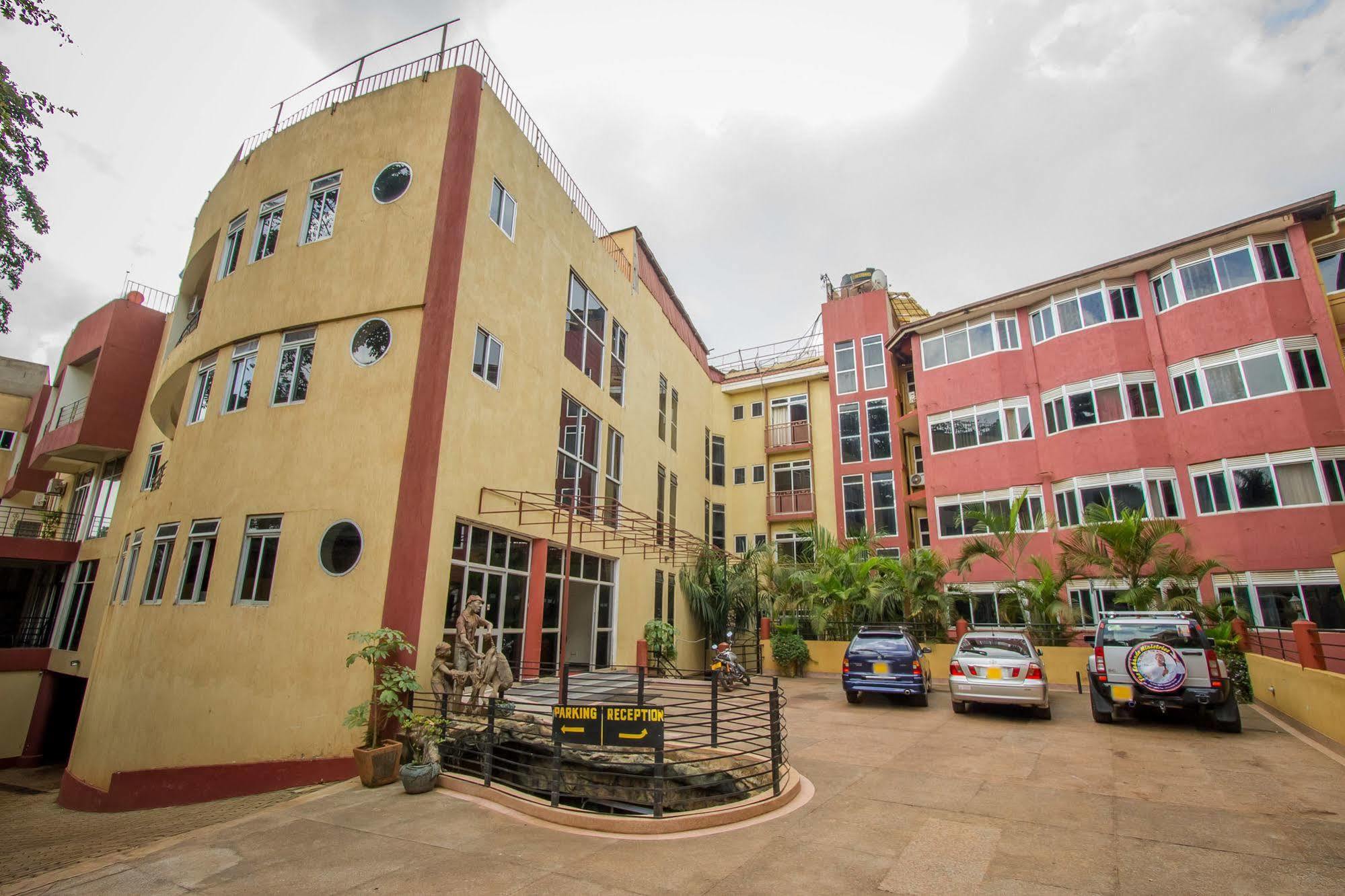 Grand Global Hotel Kampala Luaran gambar